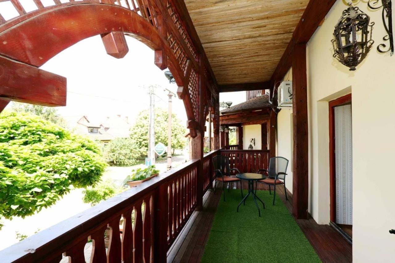 Castle Wellness Resort Sosto Nyiregyhaza Exterior photo